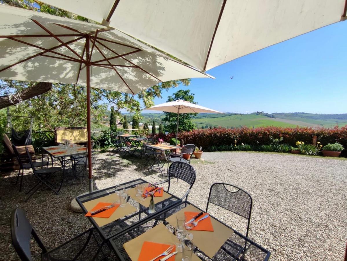 Agriturismo Biofattoria L'Upupa Montalcino Exterior photo