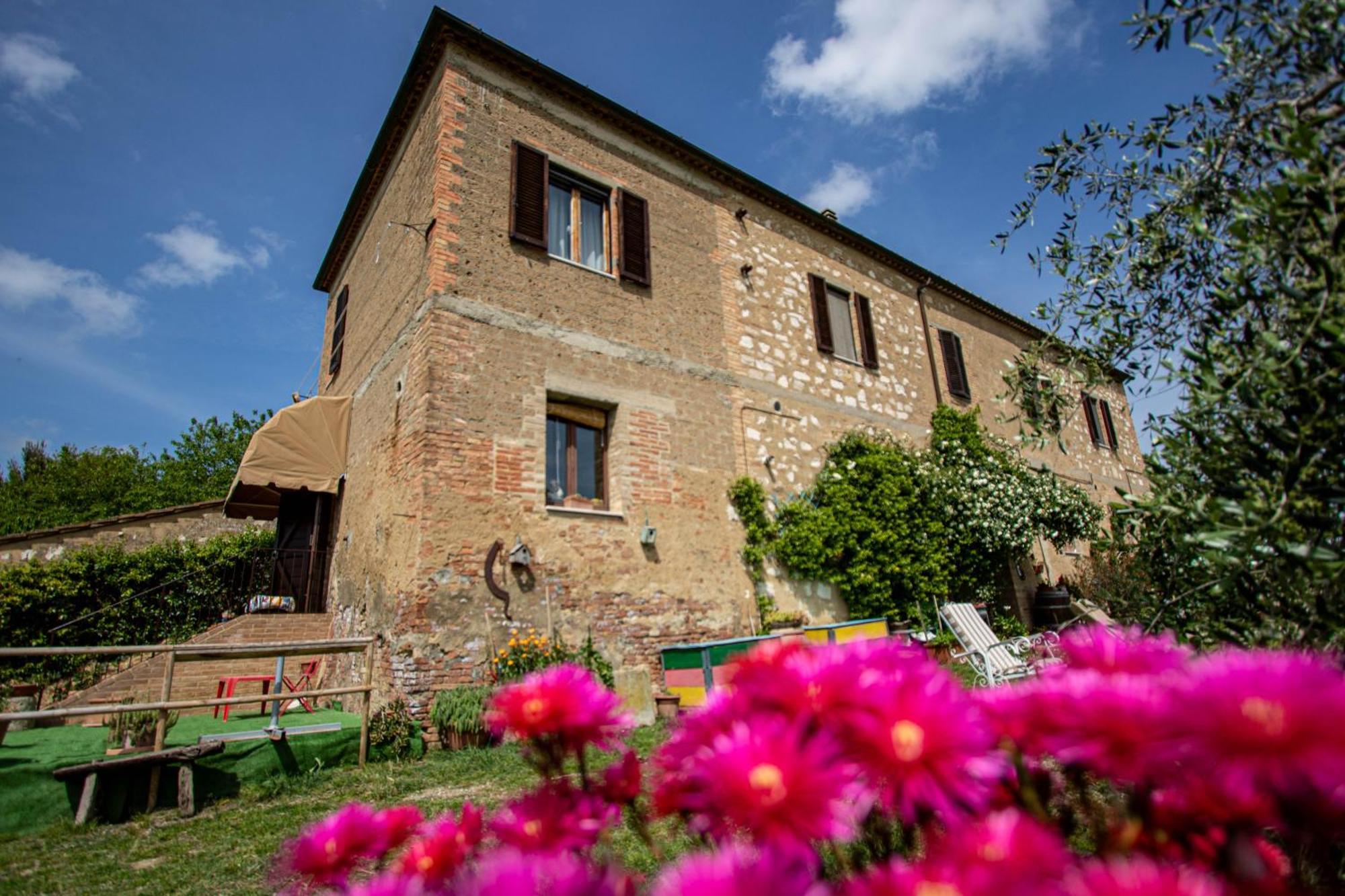 Agriturismo Biofattoria L'Upupa Montalcino Exterior photo