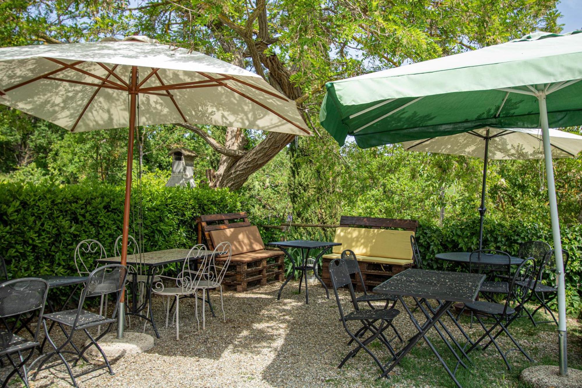 Agriturismo Biofattoria L'Upupa Montalcino Exterior photo